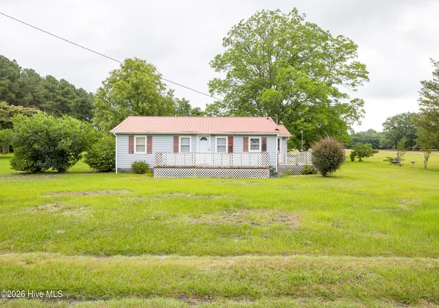 Homes for sale in Clinton, NC | 1181 Reedsford Rd, Clinton, NC 28328 | MLS# 100583994
