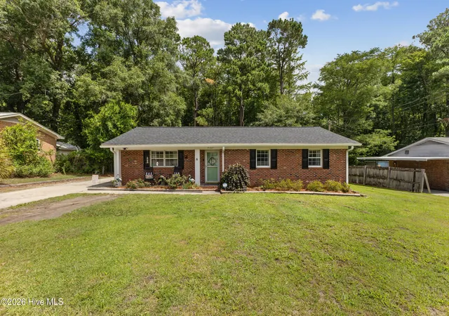 Homes for sale in Wilmington, NC | 4109 Lynbrook Dr, Wilmington, NC 28405 | MLS# 100586037