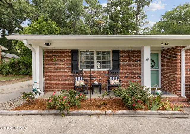 Homes for sale in Wilmington, NC | 4109 Lynbrook Dr, Wilmington, NC 28405 | MLS# 100586037