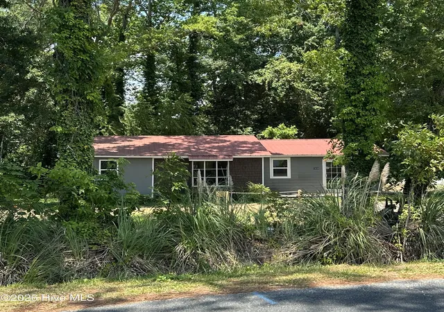Photo 2 of Single family home for sale at 1810 Ocean Hvn Rd Sw, Ocean Isle Beach, NC 28469 | MLS# 100590548 | Listing updated on 2026-08-18