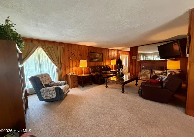 Photo 4 of Single family home for sale at 1825 Hollis Ave, North Augusta, SC 29841 | MLS# 100593246 | Listing updated on 2026-09-11