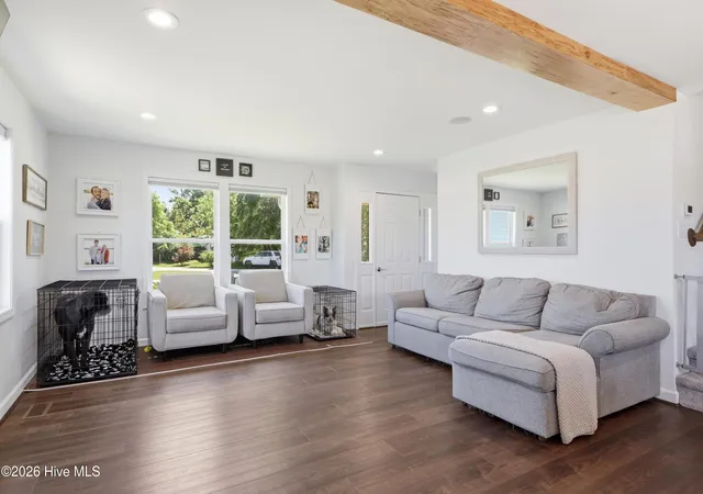 Photo 4 of Single family home for sale at 201 Mansfield Pkwy, Morehead City, NC 28557 | MLS# 100578511 | Listing updated on 2026-08-18