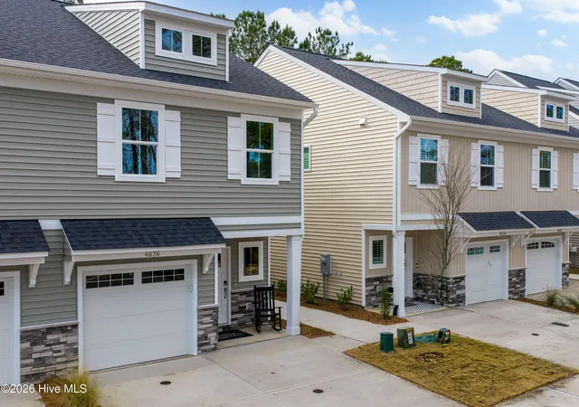 Photo 3 of Townhouse for sale at 4610 Sweet Jasmine Run, Wilmington, NC 28412 | MLS# 100584619 | Listing updated on 2026-09-11