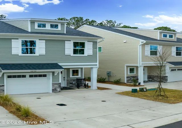 Photo 4 of Townhouse for sale at 4610 Sweet Jasmine Run, Wilmington, NC 28412 | MLS# 100584619 | Listing updated on 2026-09-11