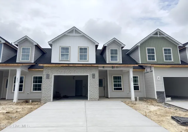 Photo 3 of Townhouse for sale at 487 Timbercrest Cir Se, Bolivia, NC 28422 | MLS# 100580720 | Listing updated on 2026-08-18