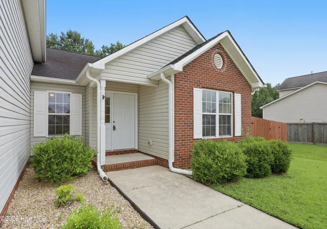 Homes for sale in Jacksonville, NC | 303 Brunswick Dr, Jacksonville, NC 28546 | MLS# 100585418