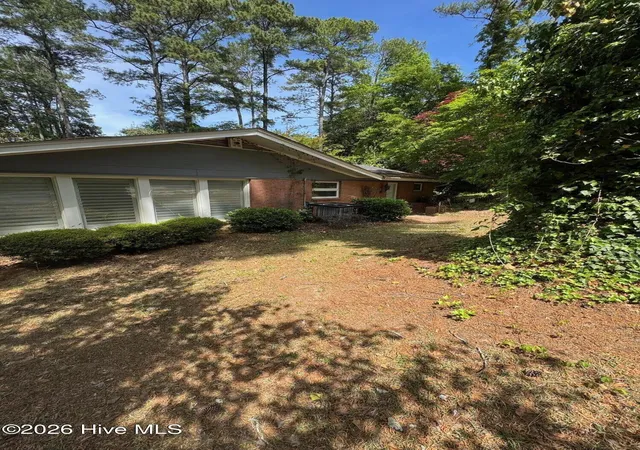 5th image of 2224 Mirror Lake Dr, Fayetteville, NC 28303 | MLS# 100576706