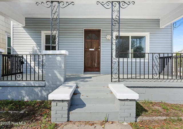 Homes for sale in Wilmington, NC | 812 S 8th St, Wilmington, NC 28401 | MLS# 100561593