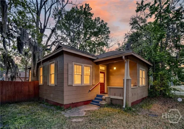 Homes for sale in Savannah, GA | 901 W 52nd St, Savannah, GA 31405 | MLS# SA353262