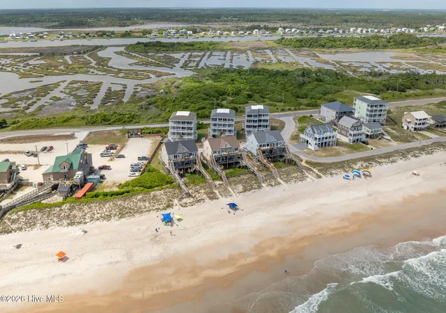 Photo 3 of Townhouse for sale at 208 Goldsboro Dr, N Topsail Beach, NC 28460 | MLS# 100564826 | Listing updated on 2026-09-19