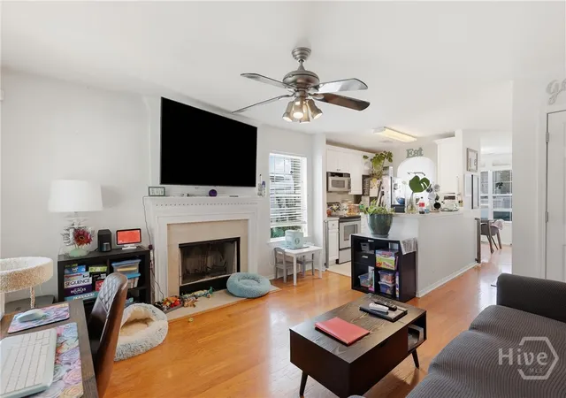 Photo 4 of Single family home for sale at 27 Godley Park Way, Savannah, GA 31407 | MLS# SA361516 | Listing updated on 2026-08-14