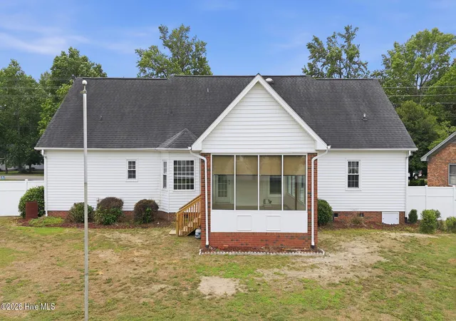 Homes for sale in Goldsboro, NC | 512 Buck Swamp Rd, Goldsboro, NC 27530 | MLS# 100573671
