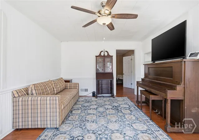 Homes for sale in Garden City, GA | 14 Redmond Ave, Garden City, GA 31408 | MLS# SA348655