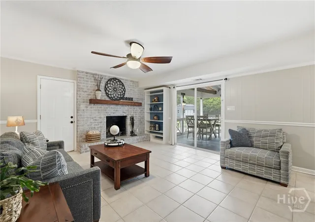 Photo 3 of Single family home for sale at 105 Montford Ct, Savannah, GA 31410 | MLS# SA361129 | Listing updated on 2026-09-09