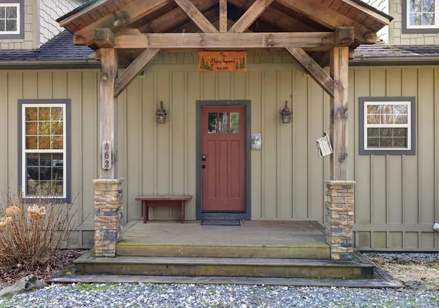 Photo 2 of Single family home for sale at 362 Nantahala Harbor Dr, Topton, NC 28781 | MLS# 98544254 | Listing updated on 2026-08-18