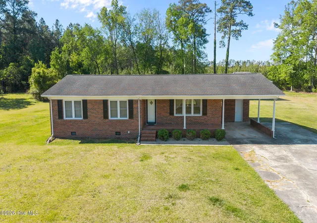 Homes for sale in Washington, NC | 420 Aberdeen Dr, Washington, NC 27889 | MLS# 100569344