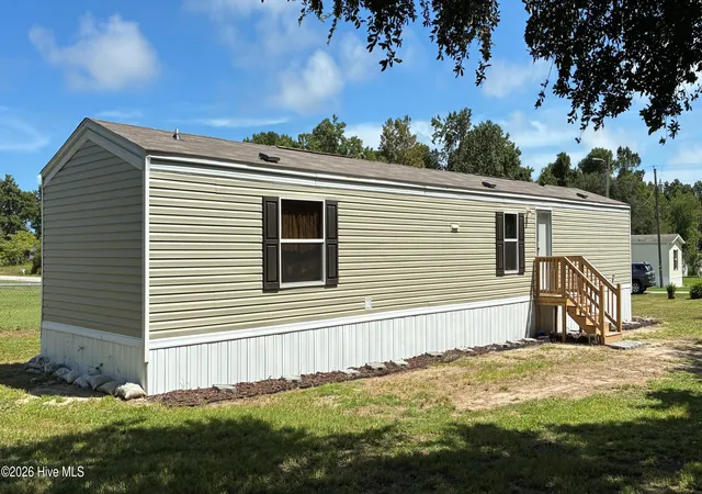 Photo 1 of Manufactured home for sale at 109 Wendy Hl Ln, Sneads Ferry, NC 28460 | MLS# 100594039 | Listing updated on 2026-09-08