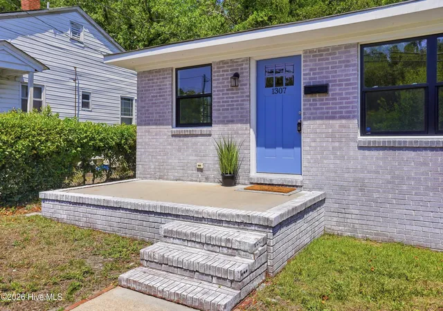 1st image of 1307 S 7th St, Wilmington, NC 28401 | MLS# 100575386