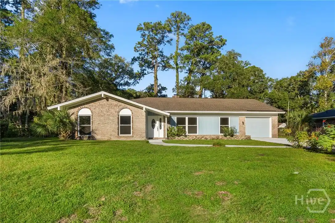Photo 1 of Single family home for sale at 2019 Ashley Rd, Savannah, GA 31410 | MLS# SA365486 | Listing updated on 2026-10-21