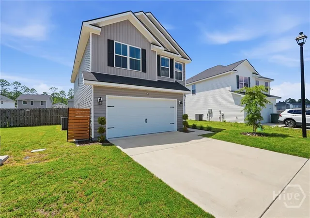 Photo 3 of Single family home for sale at 804 Grayson Ave, Hinesville, GA 31313 | MLS# SA360214 | Listing updated on 2026-10-09