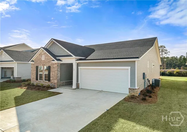 Photo 3 of Single family home for sale at 13 Blues Dr, Pooler, GA 31322 | MLS# SA339074 | Listing updated on 2026-07-15