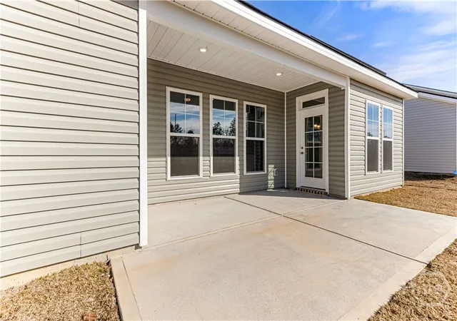 Photo 4 of Single family home for sale at 13 Blues Dr, Pooler, GA 31322 | MLS# SA339074 | Listing updated on 2026-07-15