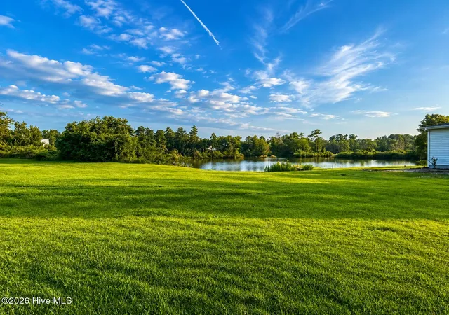 Photo 2 of Land for sale at 101 Shoreview Dr, New Bern, NC 28562 | MLS# 100481482 | Listing updated on 2026-09-06