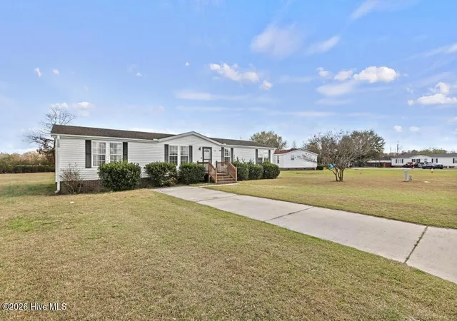 2nd image of 126 Rainmaker Dr, Jacksonville, NC 28540 | MLS# 100561746