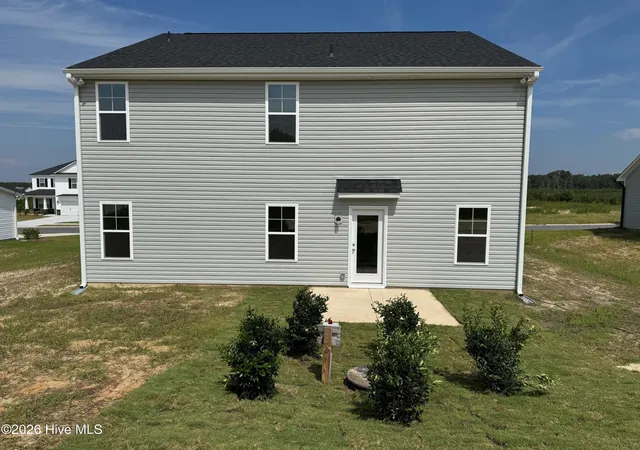 Photo 4 of Single family home for sale at 277 Ashley Hts Dr, Aberdeen, NC 28315 | MLS# 100522159 | Listing updated on 2026-08-28