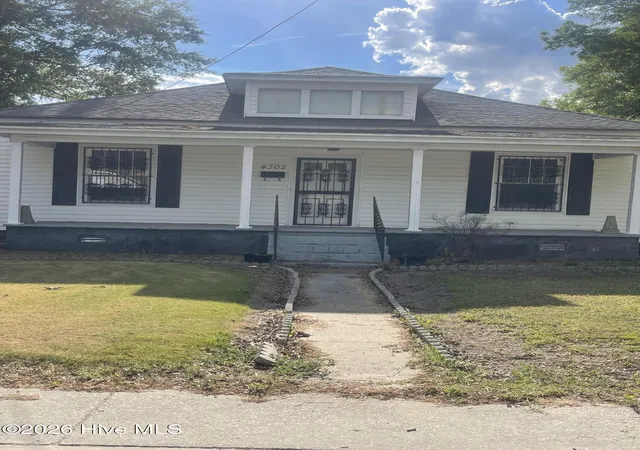 Homes for sale in Ayden, NC | 4302 Martin Luther King Junior St, Ayden, NC 28513 | MLS# 100575938