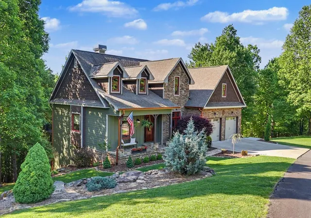 Photo 1 of Single family home for sale at 41 Elm Ct, Murphy, NC 28906 | MLS# 98544178 | Listing updated on 2026-08-18