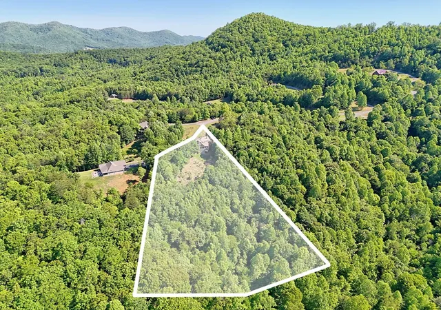 Photo 2 of Single family home for sale at 41 Elm Ct, Murphy, NC 28906 | MLS# 98544178 | Listing updated on 2026-08-18