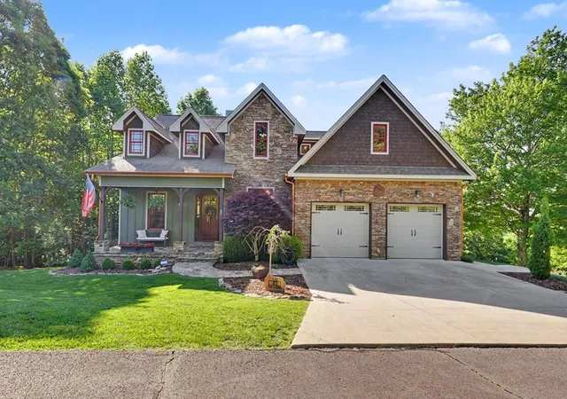 Photo 4 of Single family home for sale at 41 Elm Ct, Murphy, NC 28906 | MLS# 98544178 | Listing updated on 2026-08-18