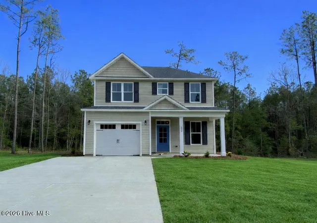 Photo 1 of Single family home for sale at 40 N Bandwheel Way, Hampstead, NC 28443 | MLS# 100593437 | Listing updated on 2026-08-18
