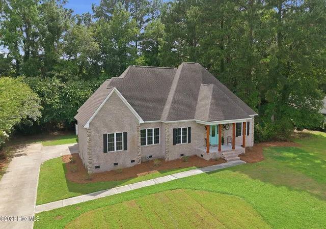 Homes for sale in Washington, NC | 105 Circle St, Washington, NC 27889 | MLS# 100583323