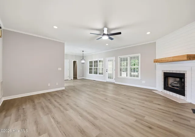Photo 3 of Single family home for sale at 105 Circle St, Washington, NC 27889 | MLS# 100583323 | Listing updated on 2026-10-09