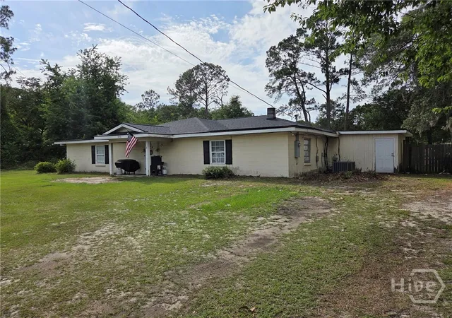 Homes for sale in Ellabell, GA | 3453 Ga Hwy 204, Ellabell, GA 31308 | MLS# SA359348