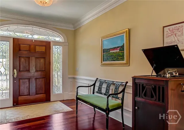 Photo 2 of Single family home for sale at 10 Pineside Ln, Savannah, GA 31411 | MLS# SA340775 | Listing updated on 2026-10-05