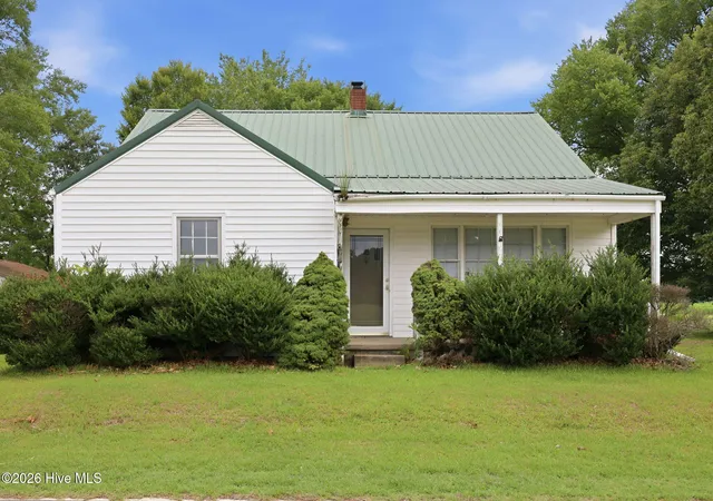 Photo 4 of Single family home for sale at 216 Karo White Rd, Windsor, NC 27983 | MLS# 100586058 | Listing updated on 2026-09-16