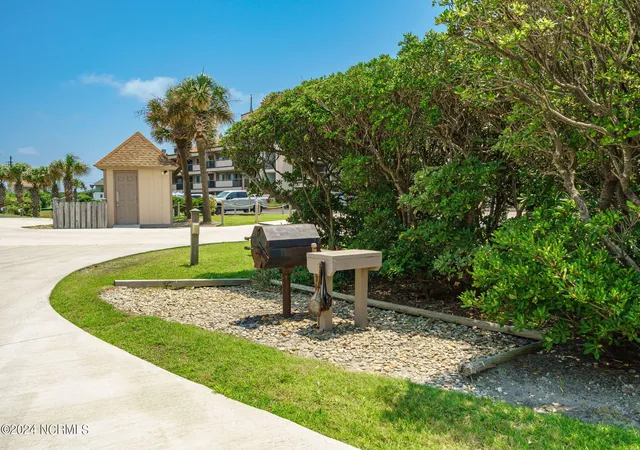 2nd image of 331 Salter Path Rd, Atlantic Beach, NC 28512