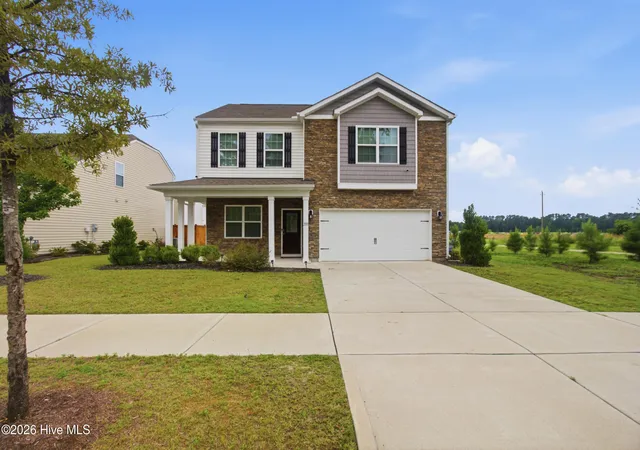 Photo 2 of Single family home for sale at 2005 Chiles Dr, New Bern, NC 28562 | MLS# 100552417 | Listing updated on 2026-09-25