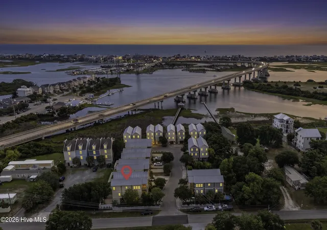 3rd image of 202A Bridgeview Ct #A, Surf City, NC 28445 | MLS# 100585940