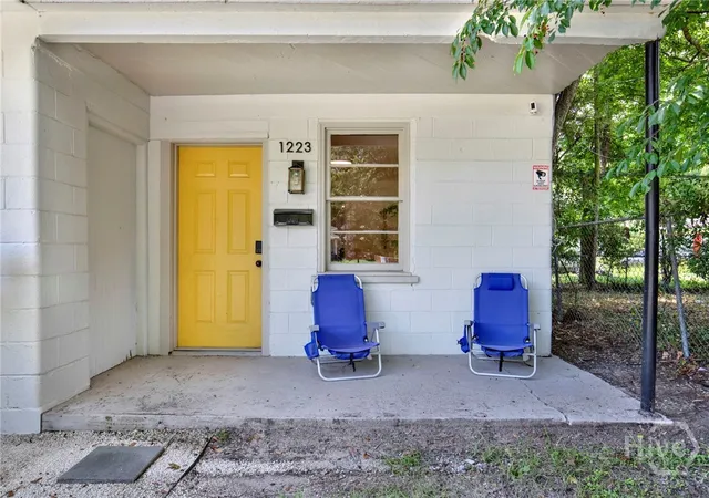 Photo 3 of House for sale at 1223 E & 1225 70th St, Savannah, GA 31404 | MLS# SA359587 | Listing updated on 2026-07-30