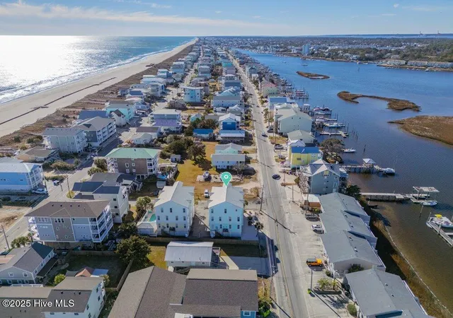 2nd image of 2 Clam Shell Ln, Carolina Beach, NC 28428