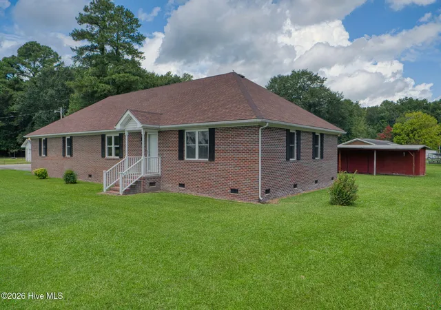 Photo 1 of Single family home for sale at 1804 W Church St, Elizabeth City, NC 27909 | MLS# 100594312 | Listing updated on 2026-08-18