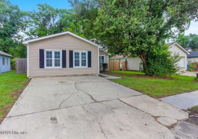 2nd image of 2039 Foxhorn Rd, Jacksonville, NC 28546 | MLS# 100582749