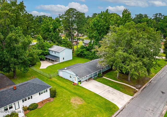 Homes for sale in New Bern, NC | 1113 Cherry Tree Dr, New Bern, NC 28562 | MLS# 100558557