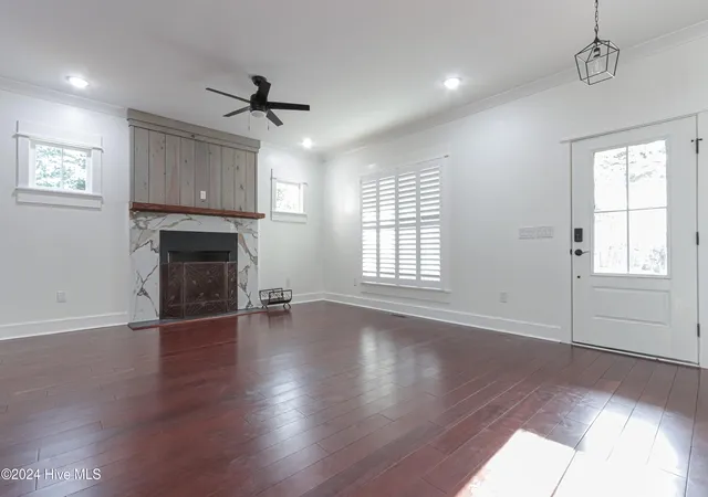 Photo 3 of Single family home for sale at 30 Medlin Rd, Pinehurst, NC 28374 | MLS# 100550322 | Listing updated on 2026-09-30