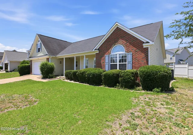 Homes for sale in Raeford, NC | 136 Bennington Dr, Raeford, NC 28376 | MLS# 100582159