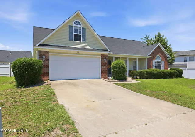 Homes for sale in Raeford, NC | 136 Bennington Dr, Raeford, NC 28376 | MLS# 100582159